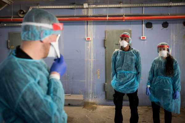 הקורונה מתפשטת: עוד 10 חולים בישראל, סה"כ: 39