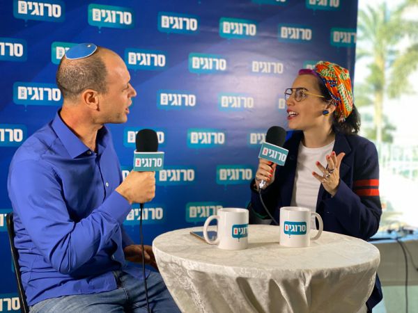 שירה אליצור לסרוגים: "צריך לצאת מהאקווריום"