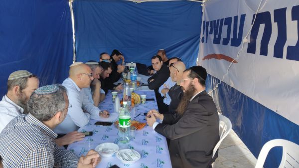 מחאת מועצת יש"ע: הערב פגישה עם נתניהו