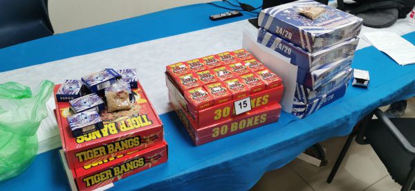 המשטרה עצרה קטינים כי החזיקו נפצים לקראת פורים