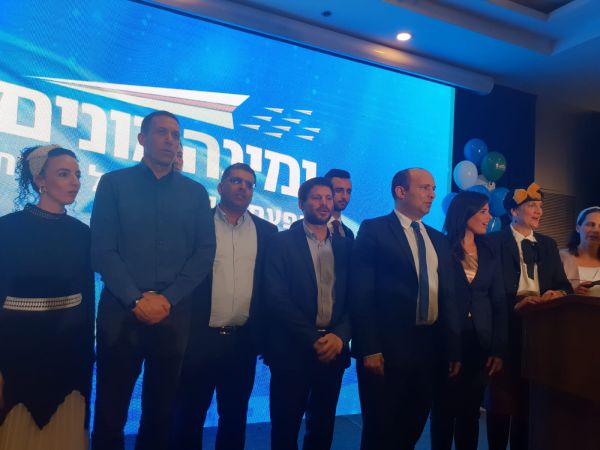 בנט: "לא נלך לממשלת שמאל אנטי-דתית"