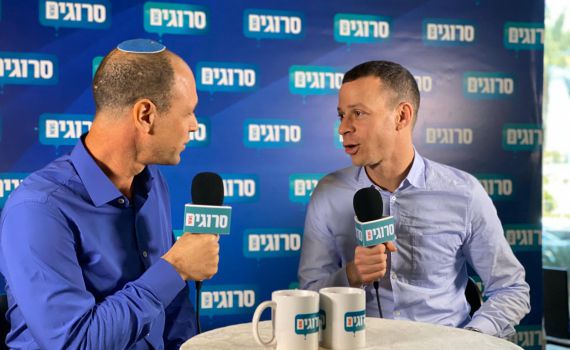 עמית סגל: "לא תמצא אותי מנגן בגיטרה עם אף מועמד"