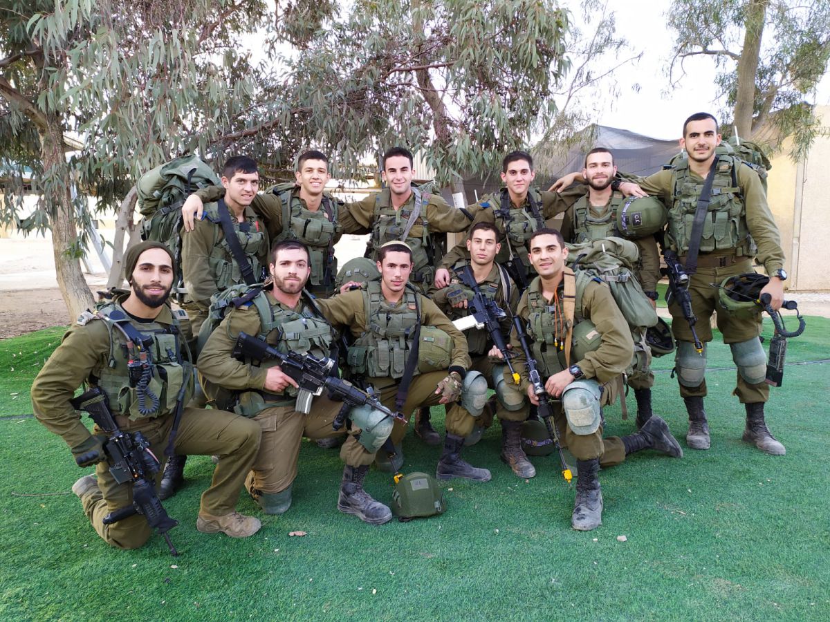 למה אני? קצין סרוג בטור סיכום לקורס קצינים