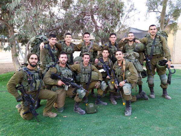 למה אני? קצין סרוג בטור סיכום לקורס קצינים