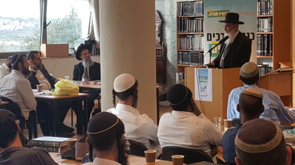 חיבוק חם ללומדי התורה בציונות הדתית