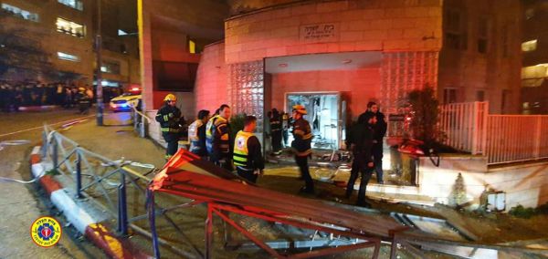 פיצוץ גז החריב בית כנסת בשכונת בית וגן בירושלים