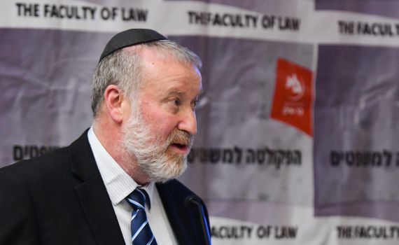 היועמ"ש דורש מאדלשטיין לכנס את המליאה