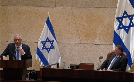 צעדי כחול לבן: גנץ נועד עם אדלשטיין, דורשים הצבעה