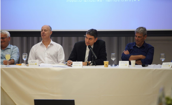 דרעי, הנגבי ועוד 2 ח"כים נדרשו להיכנס לבידוד מידי