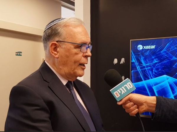 פרופסור יונתן הלוי לסרוגים: "מאמין שנכיל את המחלה"