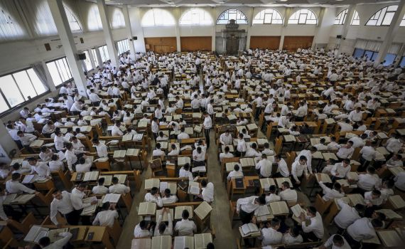 שתי ישיבות הדגל הגדולות בציבור החרדי נסגרו