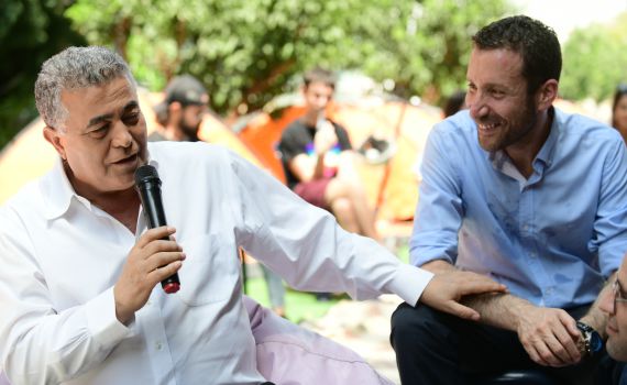 העבודה בדרך לממשלה: פרץ לכלכלה, שמולי לרווחה