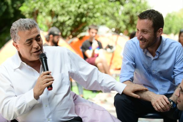 העבודה בדרך לממשלה: פרץ לכלכלה, שמולי לרווחה