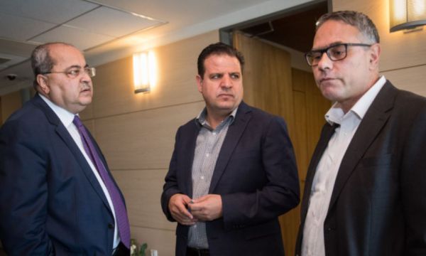 "תנאי סף": אלה הדרישות של המשותפת מכחול לבן