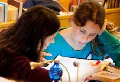 הערב ב 19:00: לימוד מקוון לבנות שירות ולחיילות