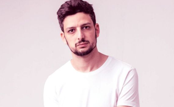 שיר אהבה: יאיר הררי מחדש את רבי ישראל נג'ארה