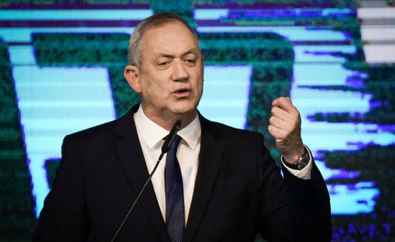 לקראת עוד דרמה פוליטית? גנץ: "לא נתפשר"