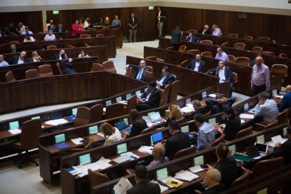 ח"כ נוסף קיבל הוראה להיכנס לבידוד