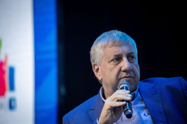 עימות בין מגישי גל"צ: "אני לא משדר היום"; האזינו