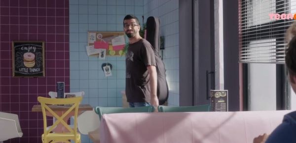 מפתיע: התפקיד הראשון של חנן בן ארי בטלוויזיה. צפו