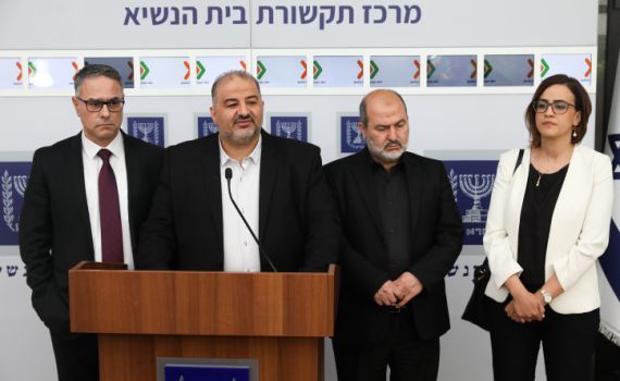 בל"ד: "לא נתמוך בגנץ"; חד"ש: "לא נשב עם ליברמן"