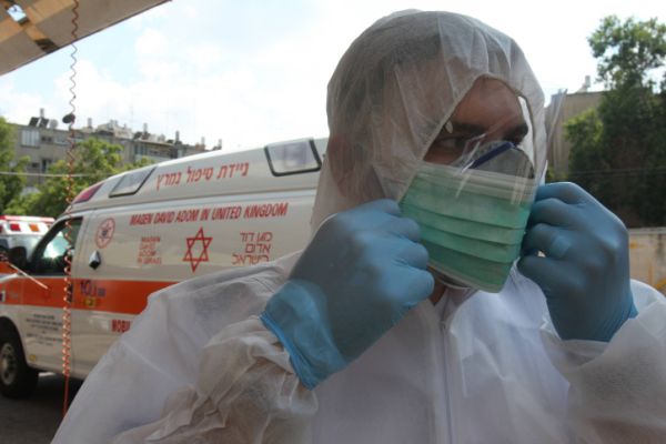 מלחמה על הבית: המאבק הלאומי בנגיף הקורונה