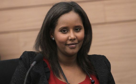 תמנו שטה עוברת לגנץ; יברקן: "ברוכה הבאה"