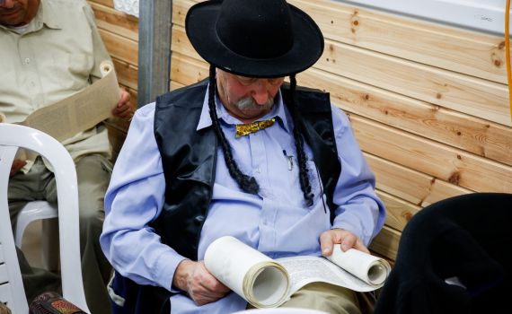 שו"ת קורונה: קריאת מגילה למי ששוהים בבידוד