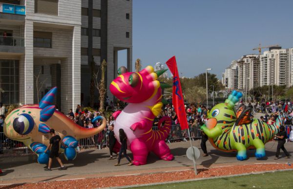 צפו: איך לחגוג את פורים גם עם מי שאין להם