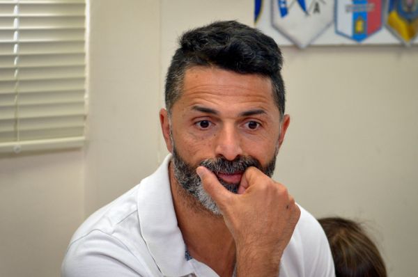 קריאתו הנרגשת של הקומיקאי נדב אבוקסיס