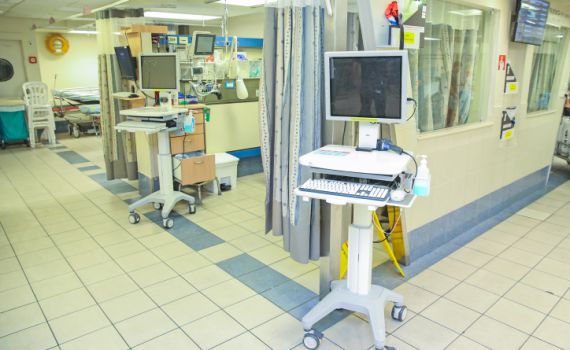 רופא מאיכילוב החלים מקורונה: "חוזר לטפל בחולים"