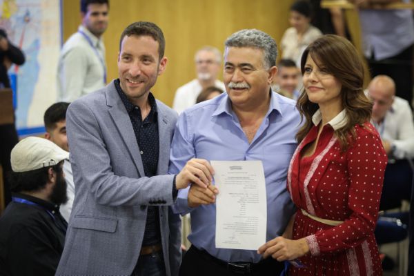 "מקווה שזה לא אופורטוניזם בשביל הנשיאות"