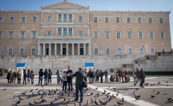 שגרירות ישראל באתונה: נדבק והדביק את משפחתו