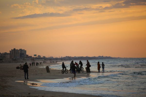 אריה דרעי: עונת הרחצה לא תיפתח עד להודעה חדשה