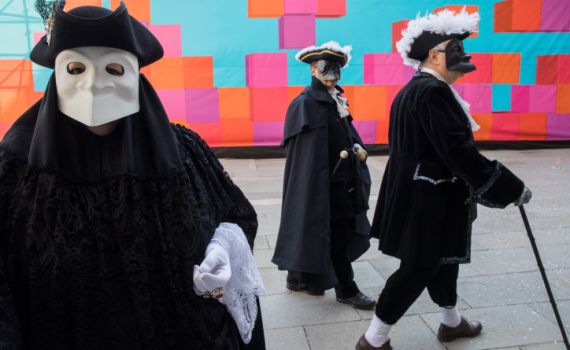 התפשטות הקורונה: רבע מתושבי איטליה בהסגר