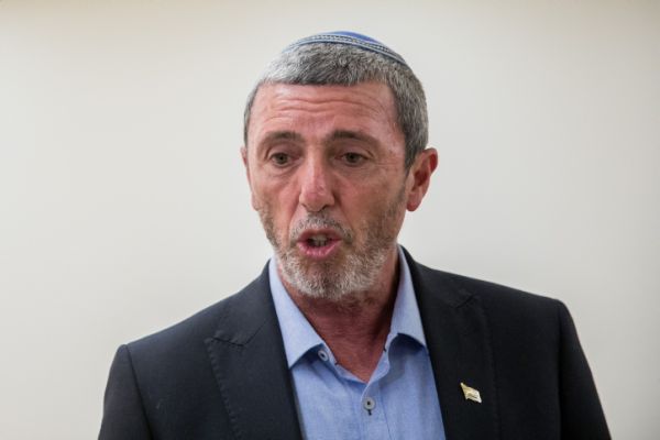 שר החינוך: "אין החלטה על חזרה ללימודים לאחר פסח"