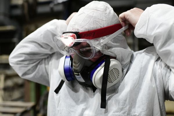 5 תלמידים נדבקו בקורונה. חולה קורונה במצב קשה