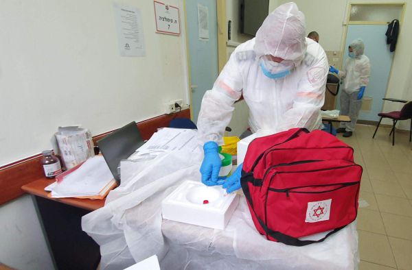 מד"א עולה מדרגה: בדיקות קורונה ברכב הפרטי ובבית