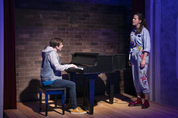 "חלומות של אחרים" | מופע עם שיריו של עידן רייכל