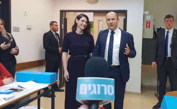 בנט לשאלת סרוגים: "אנחנו לא פוחדים מכלום"