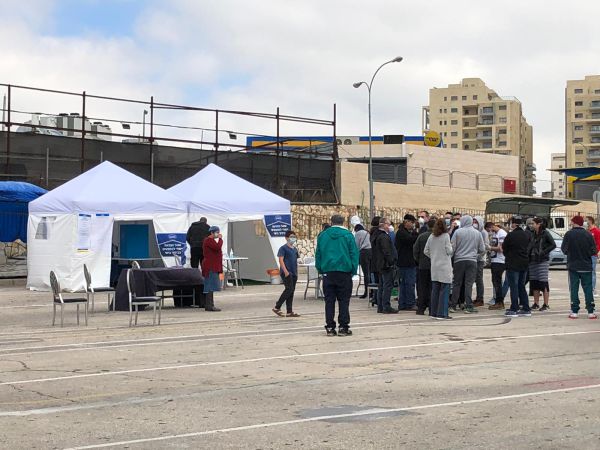 ועדת הבחירות: "אוהלי הקורונה הוארכו עד 19:00"
