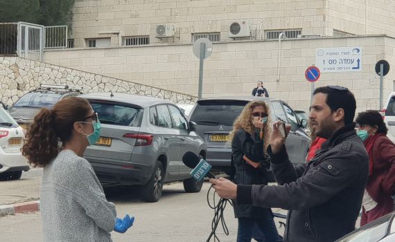 "אחרי שבועיים בבידוד, הגענו להצטופף בקלפי"