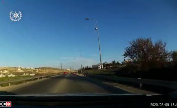 המשטרה עצרה נהג פלסטיני שלא הוציא רשיון