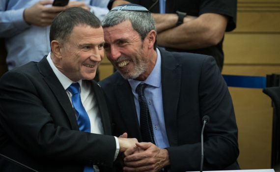 לחץ על ימינה? תיק החינוך יוצע ליולי אדלשטיין