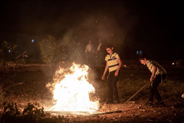 מסתמן: סגר בל"ג בעומר, תיאסר הדלקת מדורות