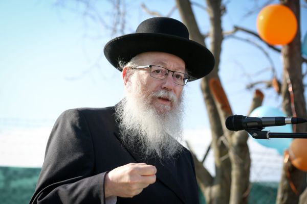 ליצמן הקצה 300 תקנים של רופאים במחלקות קורונה