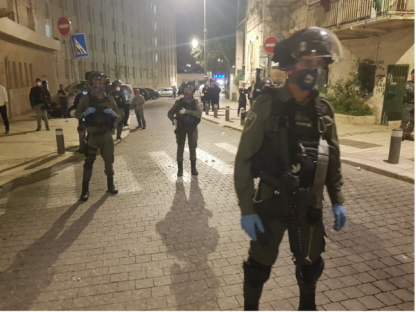 מחאה על ה"עוצר": 5 חרדים קיצונים נעצרו במאה שערים