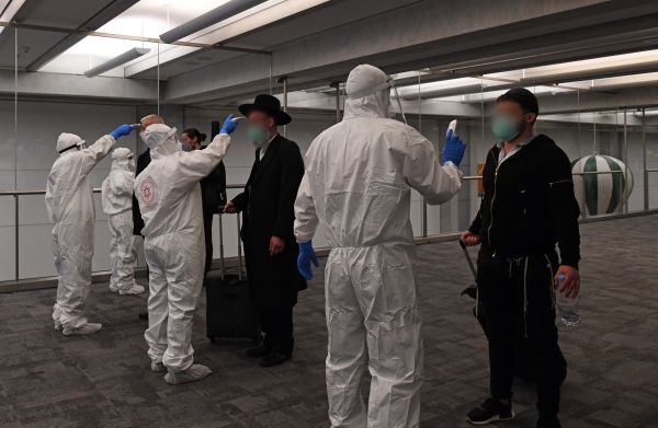 בנט: "הנוהל לחוזרים מחו"ל החל לפעול ללא תקלות"