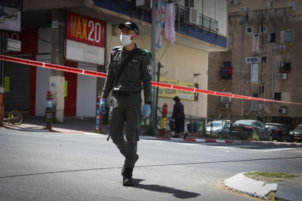 הממשלה אישרה להטיל סגר חלקי על יישובים ביו"ש