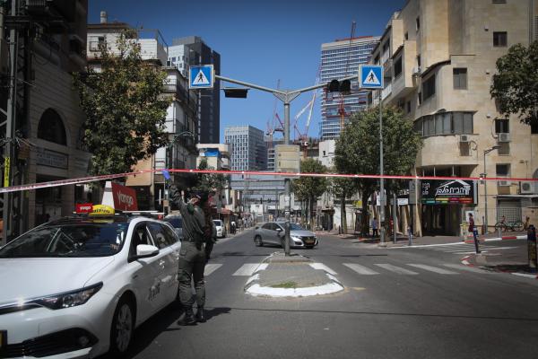 הממשלה בוחנת: צמצום הסגר על בני ברק וירושלים